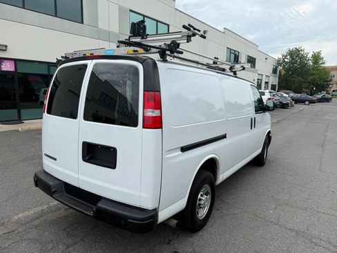 Used 2019 Chevrolet Express 2500 w/ Driver Convenience Package RWD image 4