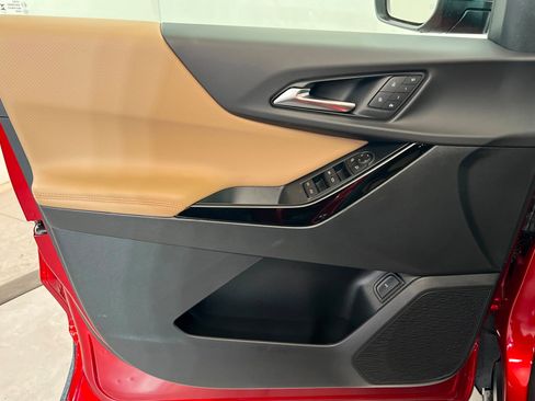 New 2026 Chevrolet Equinox ACTIV w/ Convenience Package III image 15