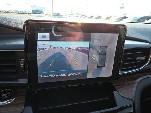 Used 2022 Ford Explorer Limited w/ Hybrid Equipment Group 310A image 27