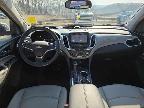 Used 2018 Chevrolet Equinox Premier image 7