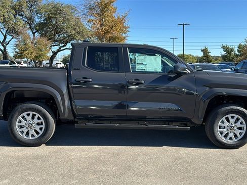 New 2025 Toyota Tacoma SR5 image 10