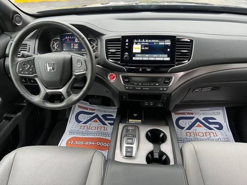 Used 2025 Honda Passport EX-L image 10