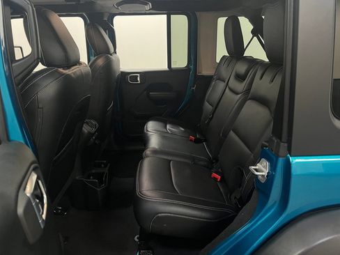 Used 2020 Jeep Wrangler Unlimited Sport S AWD/4WD image 26