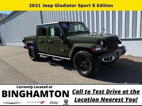 Used 2021 Jeep Gladiator Sport AWD/4WD image 1