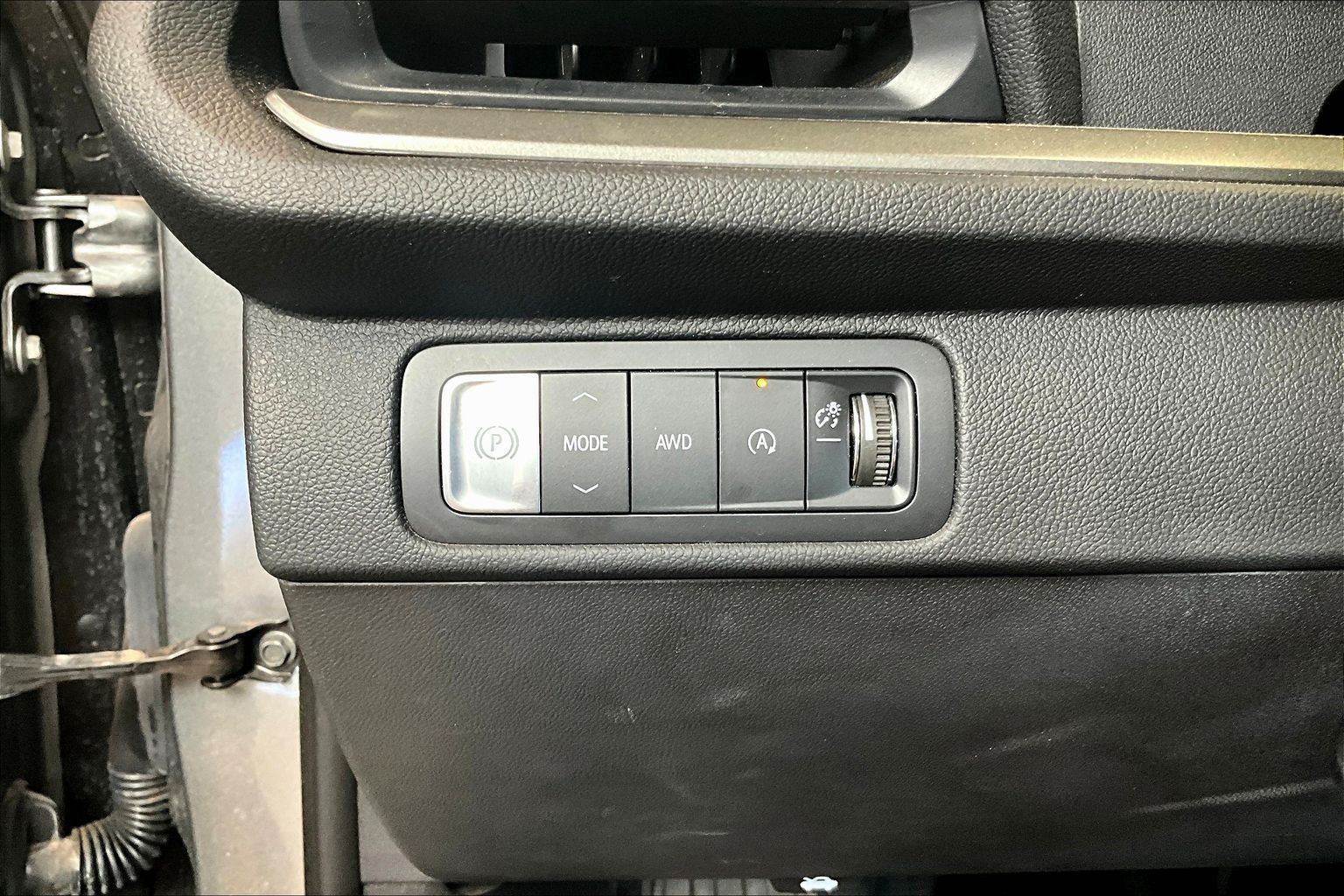 Used 2026 Chevrolet Traverse LT AWD/4WD image 17
