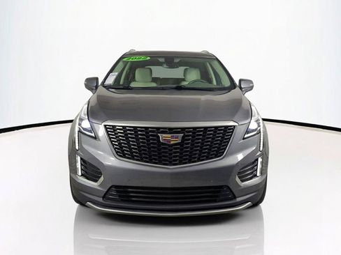 Used 2022 Cadillac XT5 Premium Luxury FWD image 3