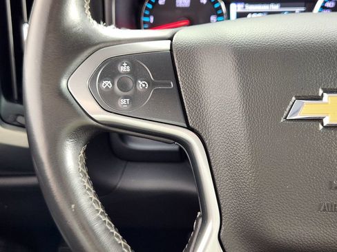 Used 2015 Chevrolet Silverado 1500 LT w/ LT Convenience Package AWD/4WD image 18