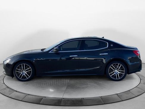 Used 2015 Maserati Ghibli RWD image 2