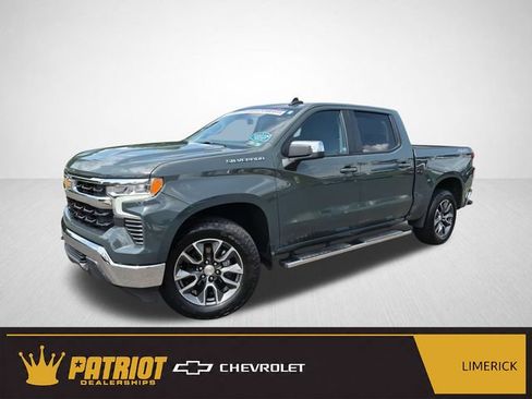 Used 2025 Chevrolet Silverado 1500 LT AWD/4WD image 1