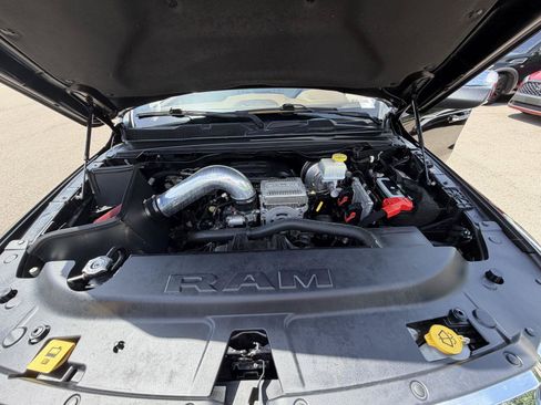 Used 2022 RAM 1500 Laramie AWD/4WD image 23