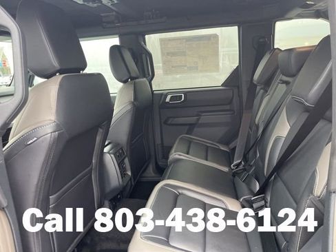 New 2026 Ford Bronco Outer Banks AWD/4WD image 12