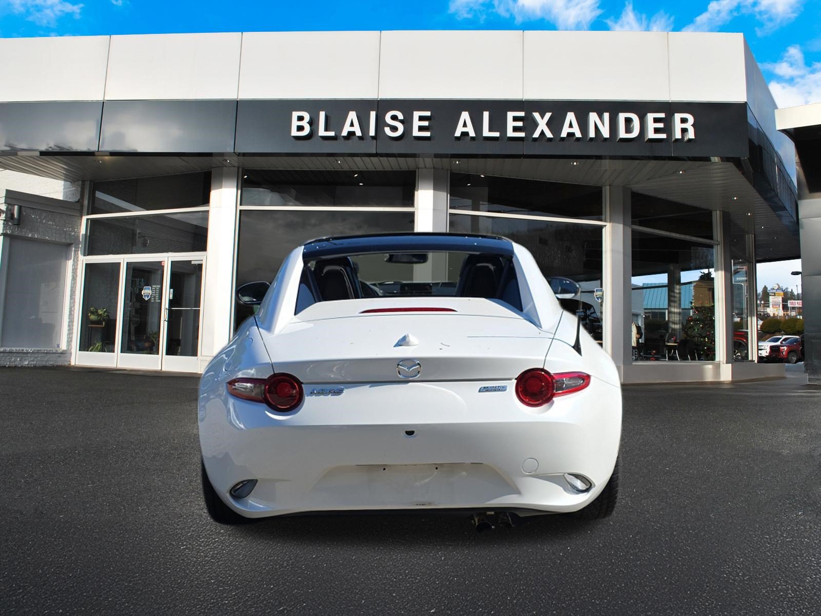 Used 2019 MAZDA MX-5 Miata RF Grand Touring RWD image 4