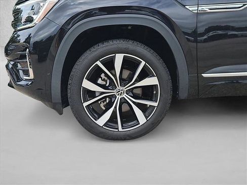 Used 2024 Volkswagen Atlas Cross Sport SEL Premium R-Line AWD/4WD image 21