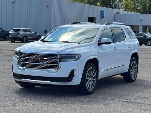 Used 2023 GMC Acadia Denali w/ Denali Technology Package AWD/4WD image 33