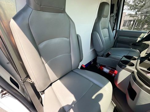 Used 2023 Ford E-350 and Econoline 350 Super Duty w/ Power Windows & Locks Group RWD image 24