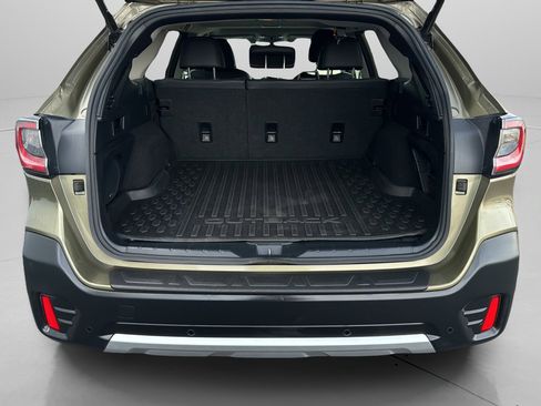 Used 2020 Subaru Outback Limited image 25