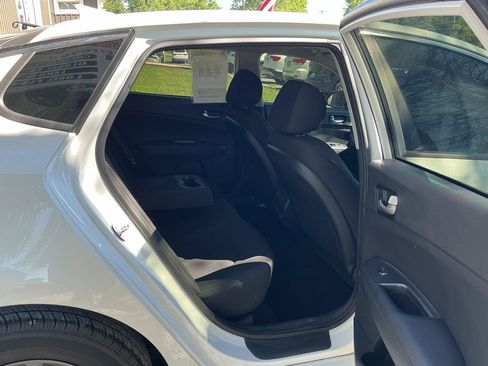 Used 2019 Kia Optima LX FWD image 13