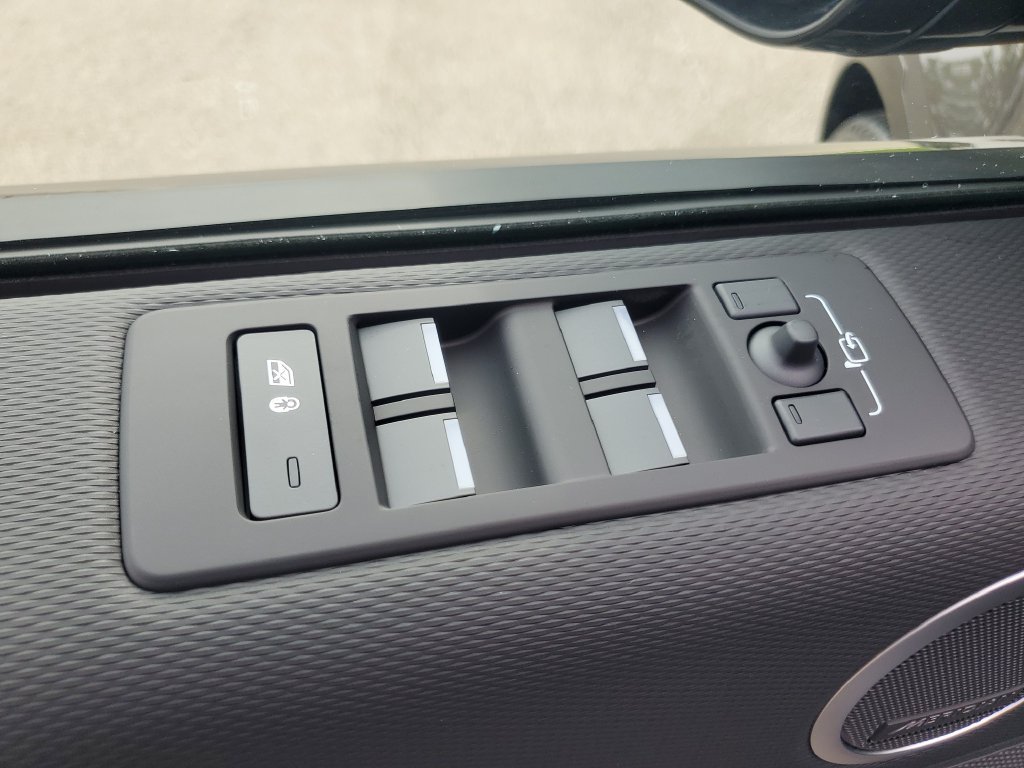New 2026 Land Rover Discovery Dynamic SE AWD/4WD image 8