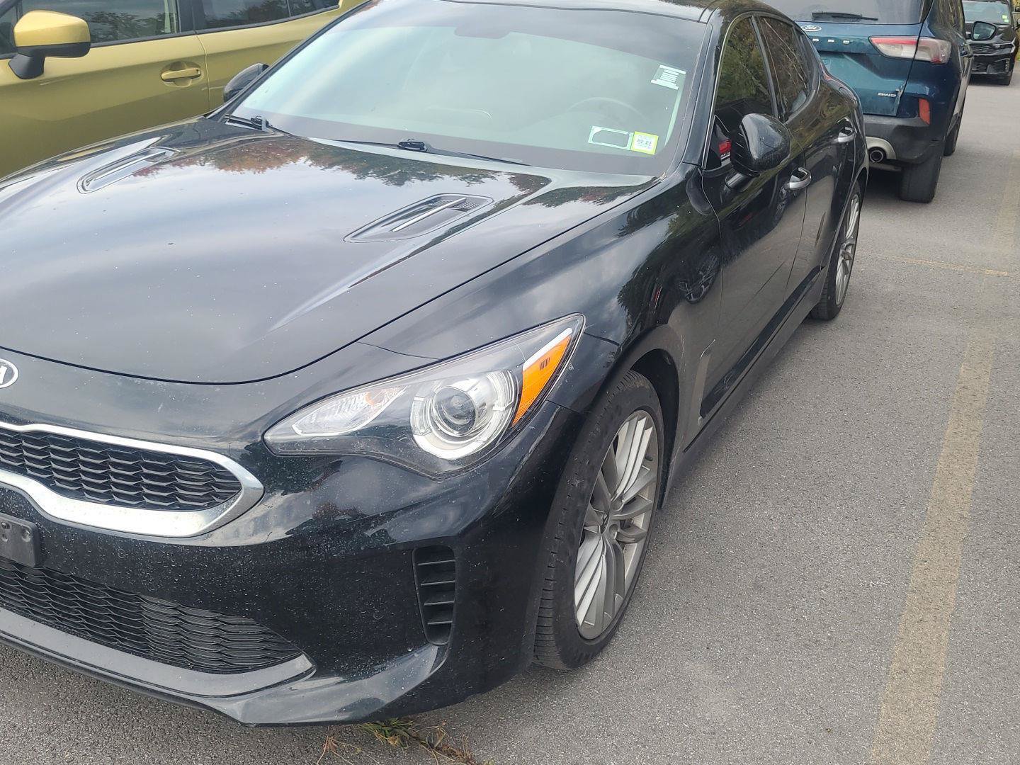 Used 2018 Kia Stinger AWD/4WD image 10
