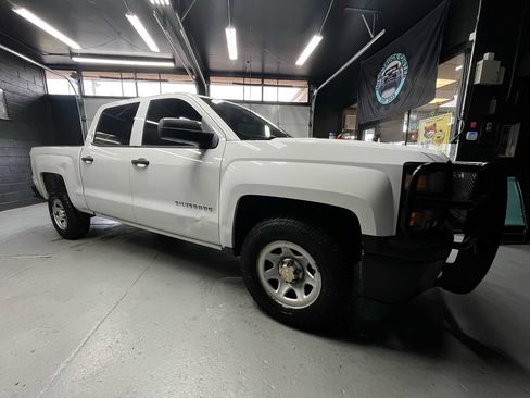 Used 2015 Chevrolet Silverado 1500 W/T w/ Special Service Package AWD/4WD image 1
