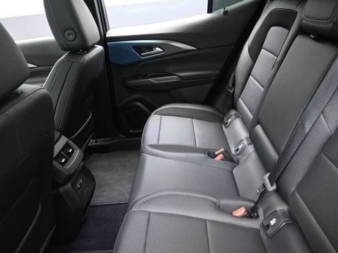 Used 2025 Chevrolet Equinox EV LT w/ Active Safety Package 3 FWD image 23