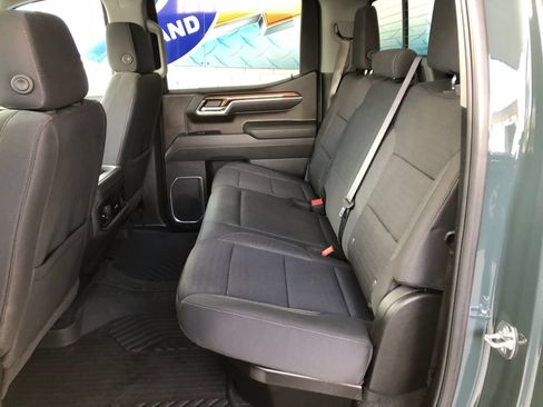 Used 2025 Chevrolet Silverado 1500 LT Trail Boss AWD/4WD image 8