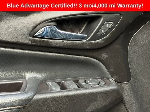 Used 2020 Chevrolet Equinox Premier AWD/4WD image 19