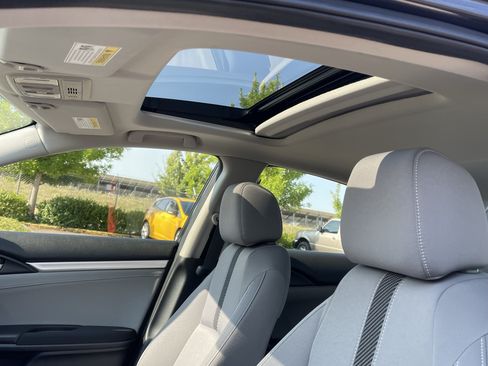 Used 2018 Honda Civic EX-T image 21