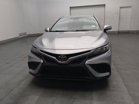 Used 2022 Toyota Camry SE FWD image 15