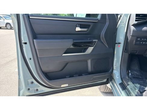 Used 2025 Toyota Tundra Limited w/ Power Package RWD image 17