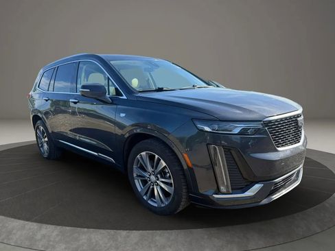 Used 2021 Cadillac XT6 Premium Luxury AWD/4WD image 3