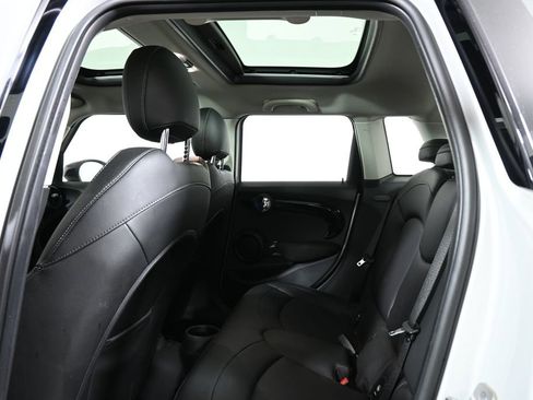 Used 2020 MINI Cooper S image 6