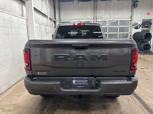 New 2026 RAM 2500 Big Horn AWD/4WD image 7