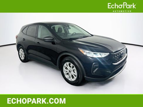 Used 2025 Ford Escape Active FWD image 1