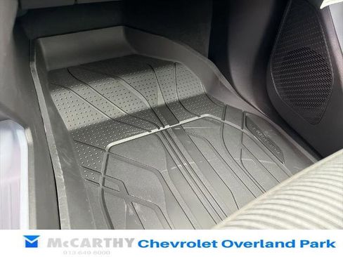 New 2027 Chevrolet Bolt LT w/ Comfort Package FWD image 33