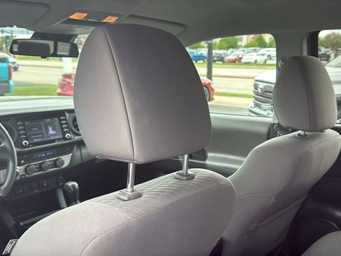 Certified 2023 Toyota Tacoma SR AWD/4WD image 18