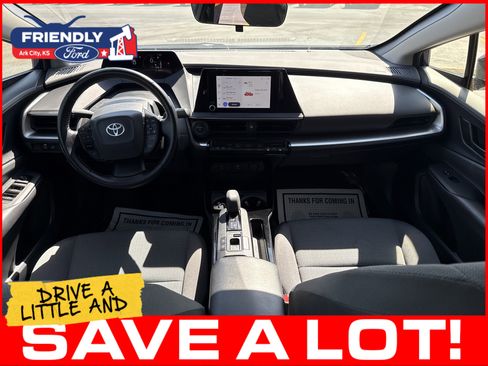 Used 2024 Toyota Prius LE FWD image 36
