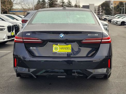 New 2026 BMW i5 eDrive40 w/ M Sport Package image 7