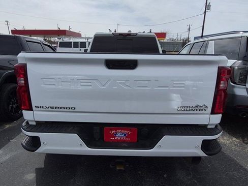 Used 2021 Chevrolet Silverado 3500 High Country image 7