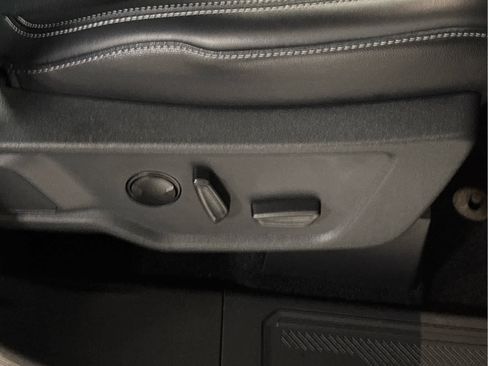 Used 2025 Ford Bronco Outer Banks image 43