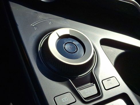 New 2025 Kia EV6 Light w/ Light LR Technology Package image 9