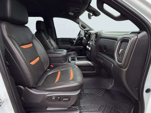 Used 2020 GMC Sierra 2500 AT4 w/ AT4 Premium Package AWD/4WD image 21