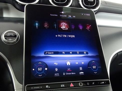 Used 2024 Mercedes-Benz GLC 300 image 36