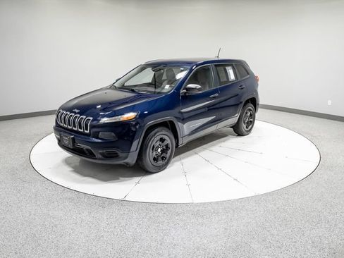 Used 2016 Jeep Cherokee Sport w/ Safety Group AWD/4WD image 31