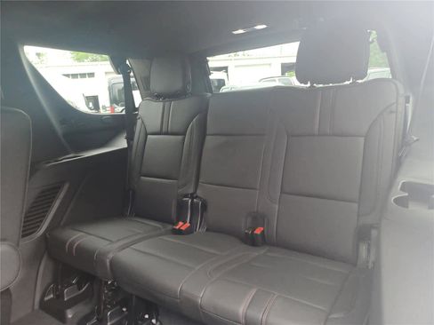 Used 2024 Chevrolet Tahoe RST w/ RST Performance Edition image 18