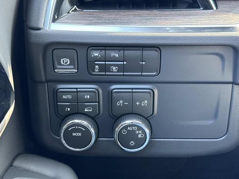 New 2026 Chevrolet Tahoe 4WD w/ 1FL Safety Package image 6