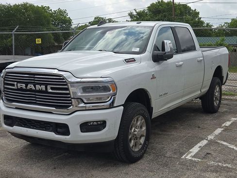 Used 2024 RAM 2500 Laramie w/ Safety Group AWD/4WD image 4