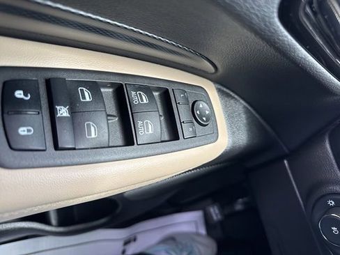 Used 2022 Dodge Durango GT AWD/4WD image 26