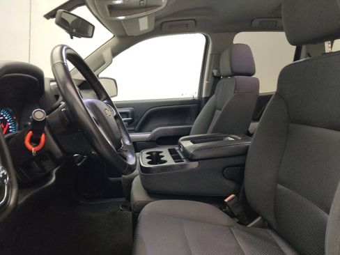 Used 2018 Chevrolet Silverado 1500 LT AWD/4WD image 17