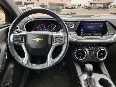 Used 2020 Chevrolet Blazer LT image 12